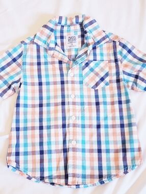 Boys Size 5 Plaid Button Down Shirt
